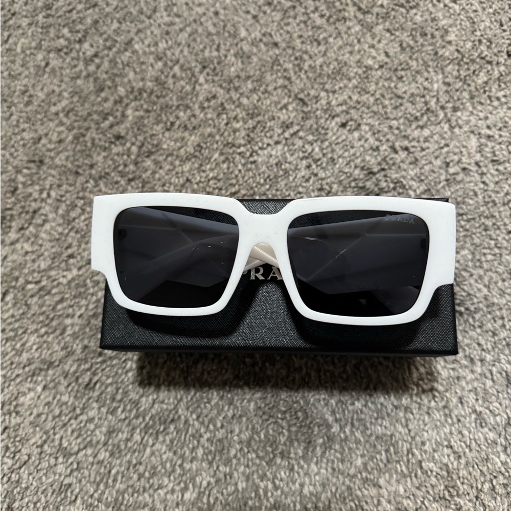 Prada White Sunglasses with Dark Lenses